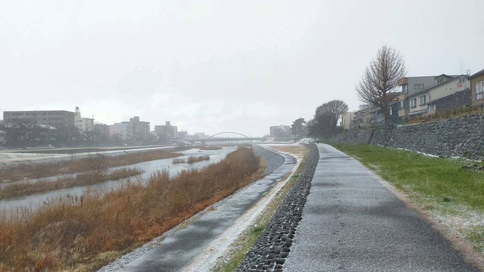 金沢のお香とアロマの香り専門店(石川県金沢市)・金沢観光地・金沢の観光スポット武家屋敷跡近く・人気でおすすめのお土産処-お香専門店のアロマ香房焚屋