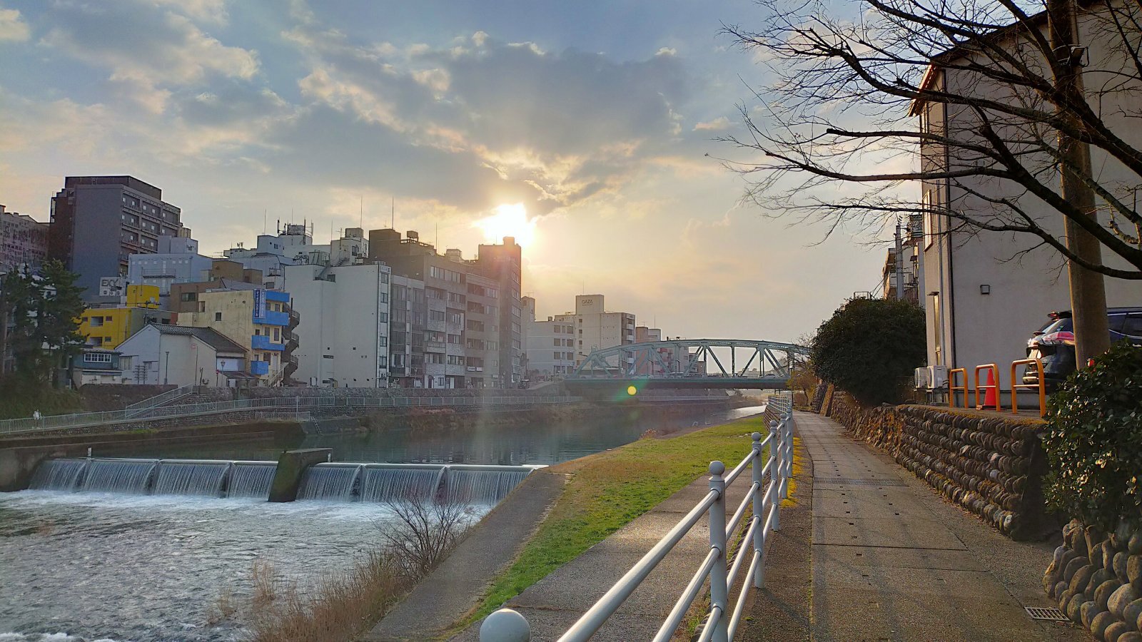 金沢のお香とアロマの香り専門店(石川県金沢市)・金沢観光地・金沢の観光スポット武家屋敷跡近く・人気でおすすめのお土産処-お香専門店のアロマ香房焚屋