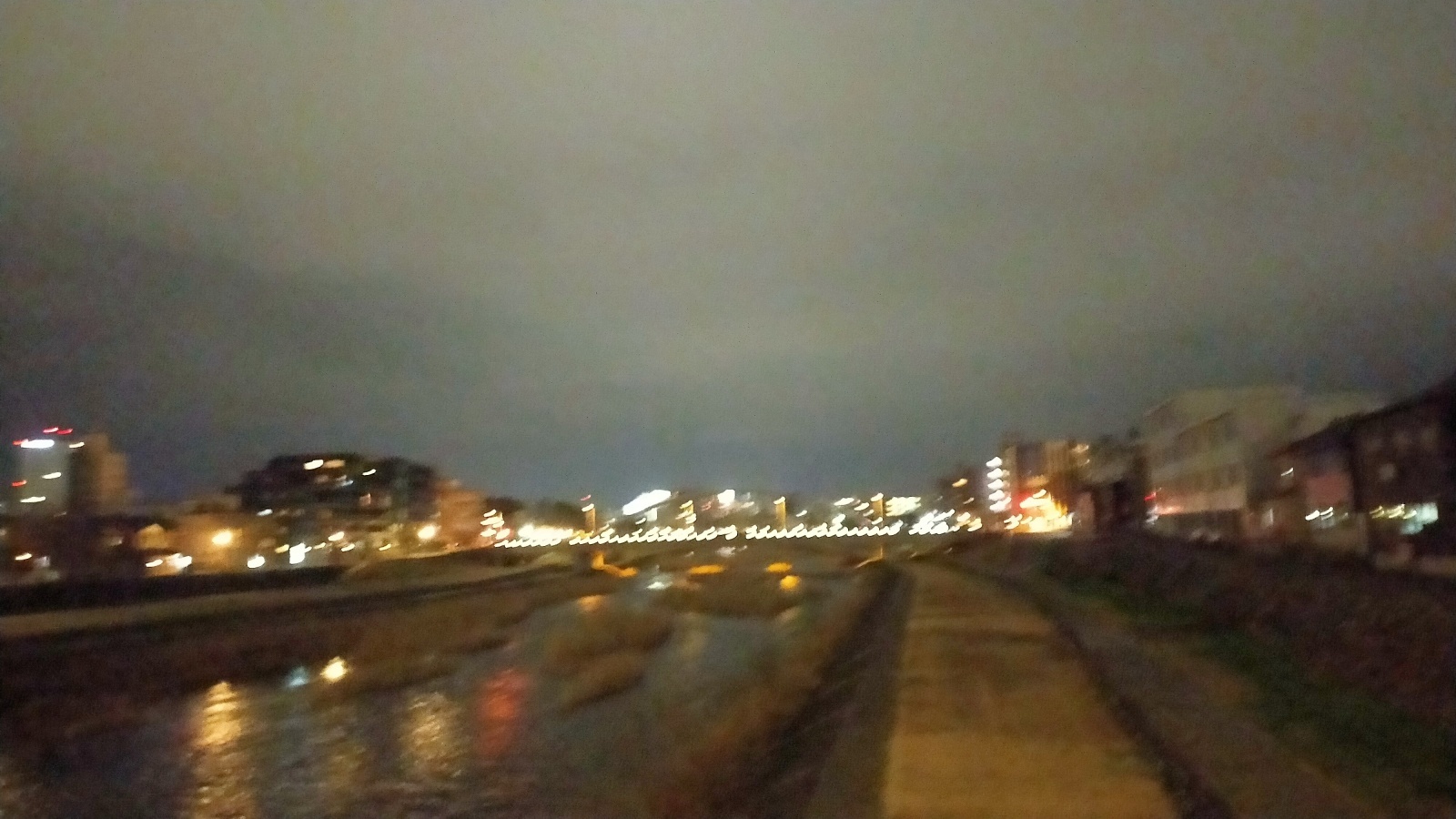 金沢のお香とアロマの香り専門店(石川県金沢市)・金沢観光地・金沢の観光スポット武家屋敷跡近く・人気でおすすめのお土産処-お香専門店のアロマ香房焚屋