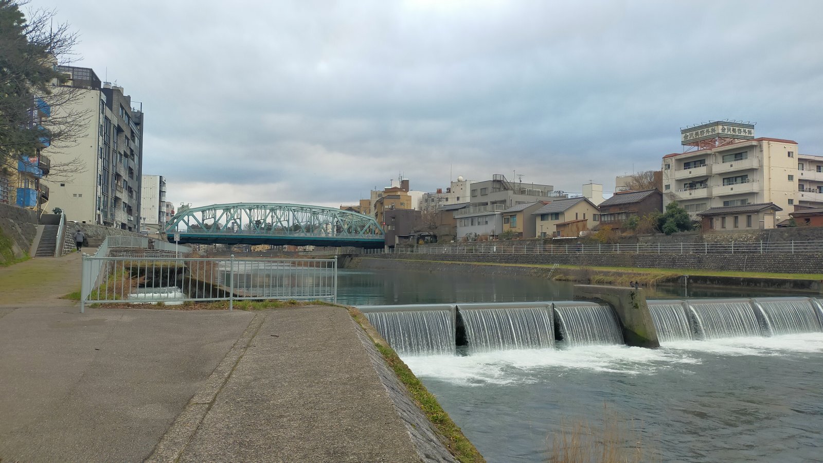 金沢のお香とアロマの香り専門店(石川県金沢市)・金沢観光地・金沢の観光スポット武家屋敷跡近く・人気でおすすめのお土産処-お香専門店のアロマ香房焚屋