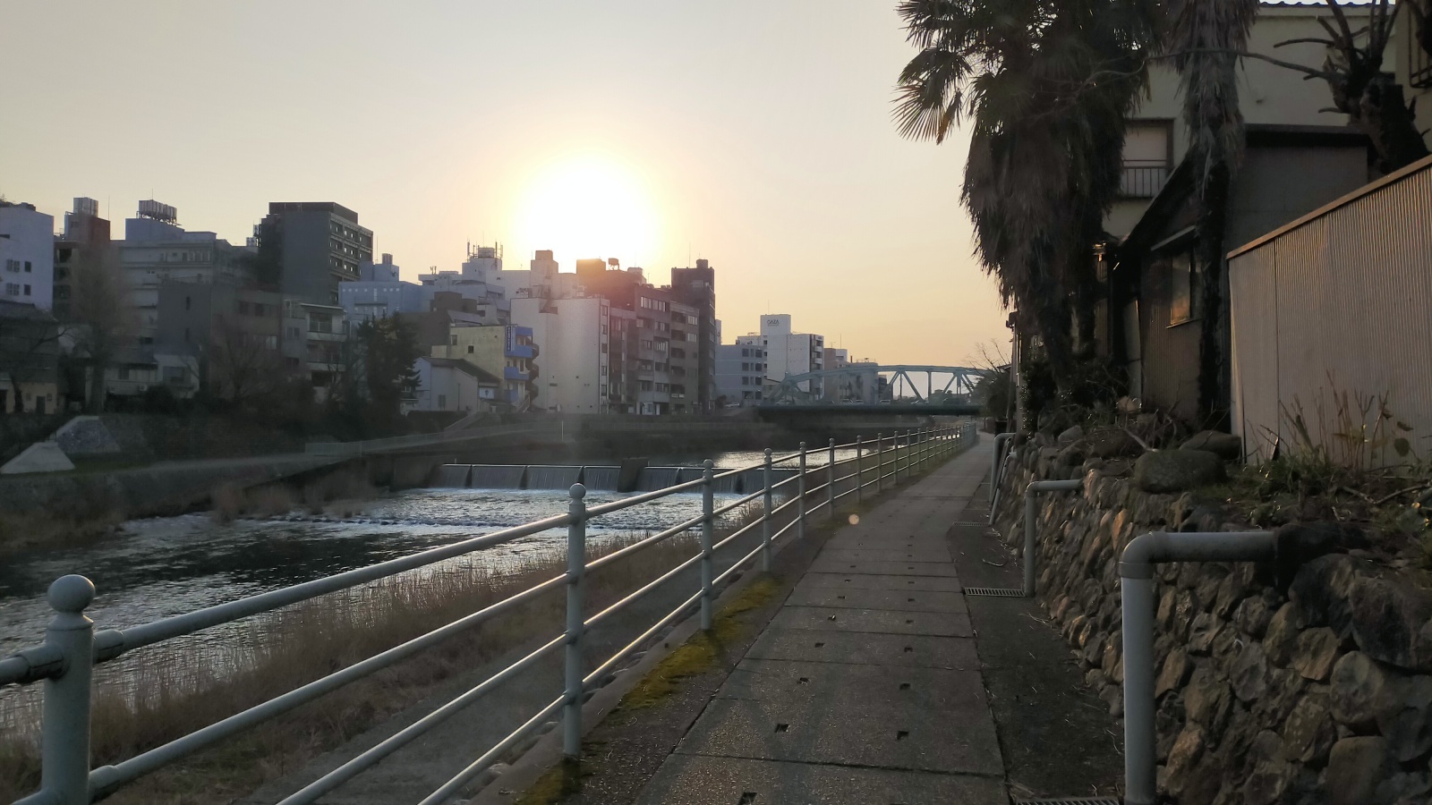 金沢のお香とアロマの香り専門店(石川県金沢市)・金沢観光地・金沢の観光スポット武家屋敷跡近く・人気でおすすめのお土産処-お香専門店のアロマ香房焚屋