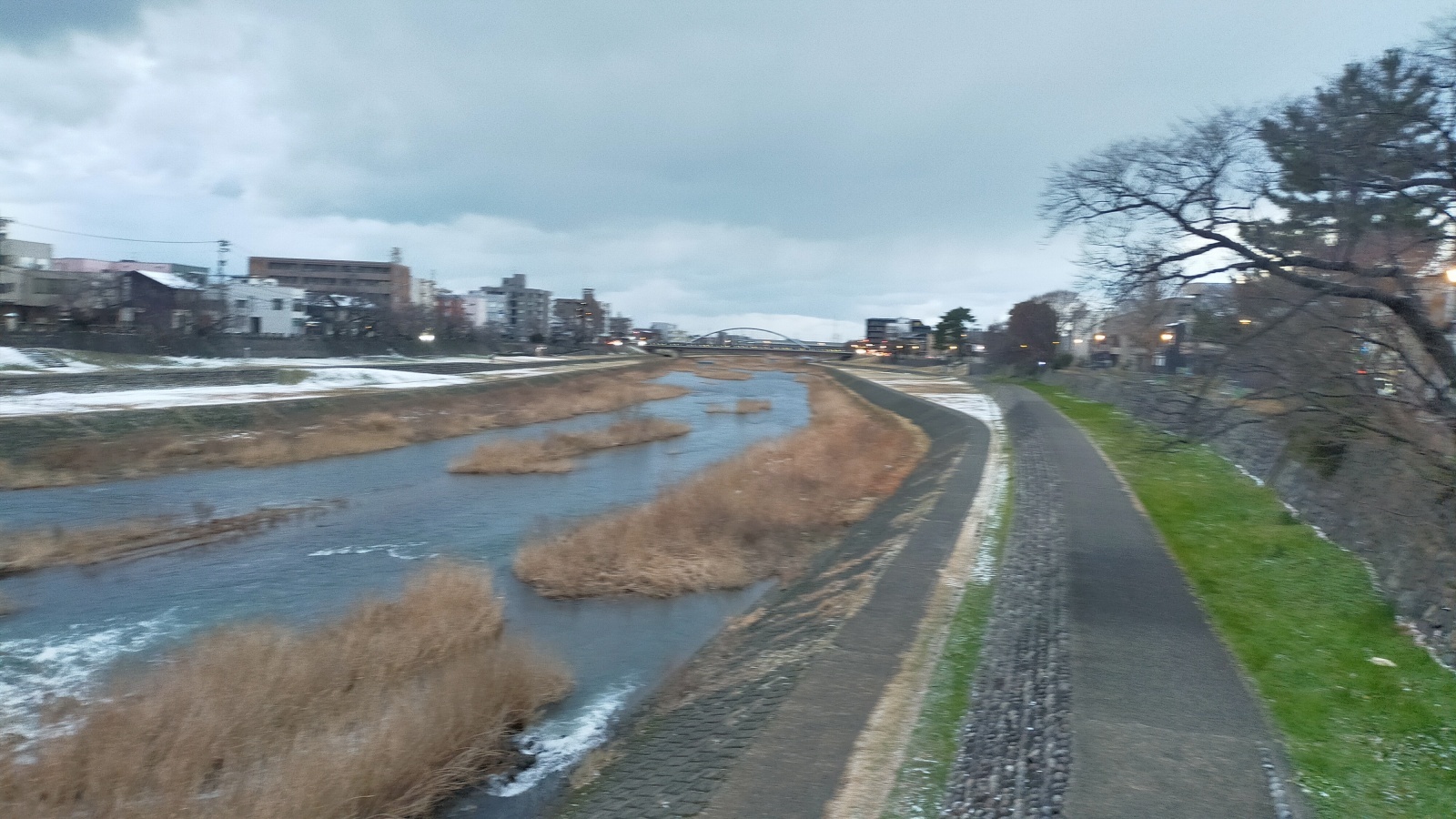 金沢のお香とアロマの香り専門店(石川県金沢市)・金沢観光地・金沢の観光スポット武家屋敷跡近く・人気でおすすめのお土産処-お香専門店のアロマ香房焚屋