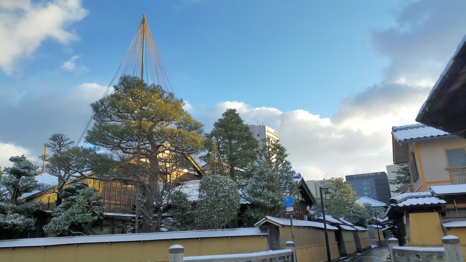 金沢のお香とアロマの香り専門店(石川県金沢市)・金沢観光地・金沢の観光スポット武家屋敷跡近く・人気でおすすめのお土産処-お香専門店のアロマ香房焚屋
