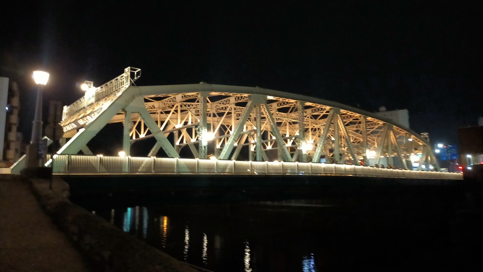 金沢のお香とアロマの香り専門店(石川県金沢市)・金沢観光地・金沢の観光スポット武家屋敷跡近く・人気でおすすめのお土産処-お香専門店のアロマ香房焚屋