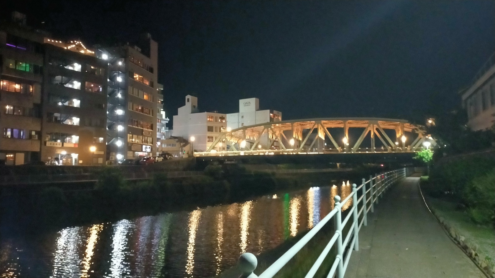 金沢のお香とアロマの香り専門店(石川県金沢市)・金沢観光地・金沢の観光スポット武家屋敷跡近く・人気でおすすめのお土産処-お香専門店のアロマ香房焚屋