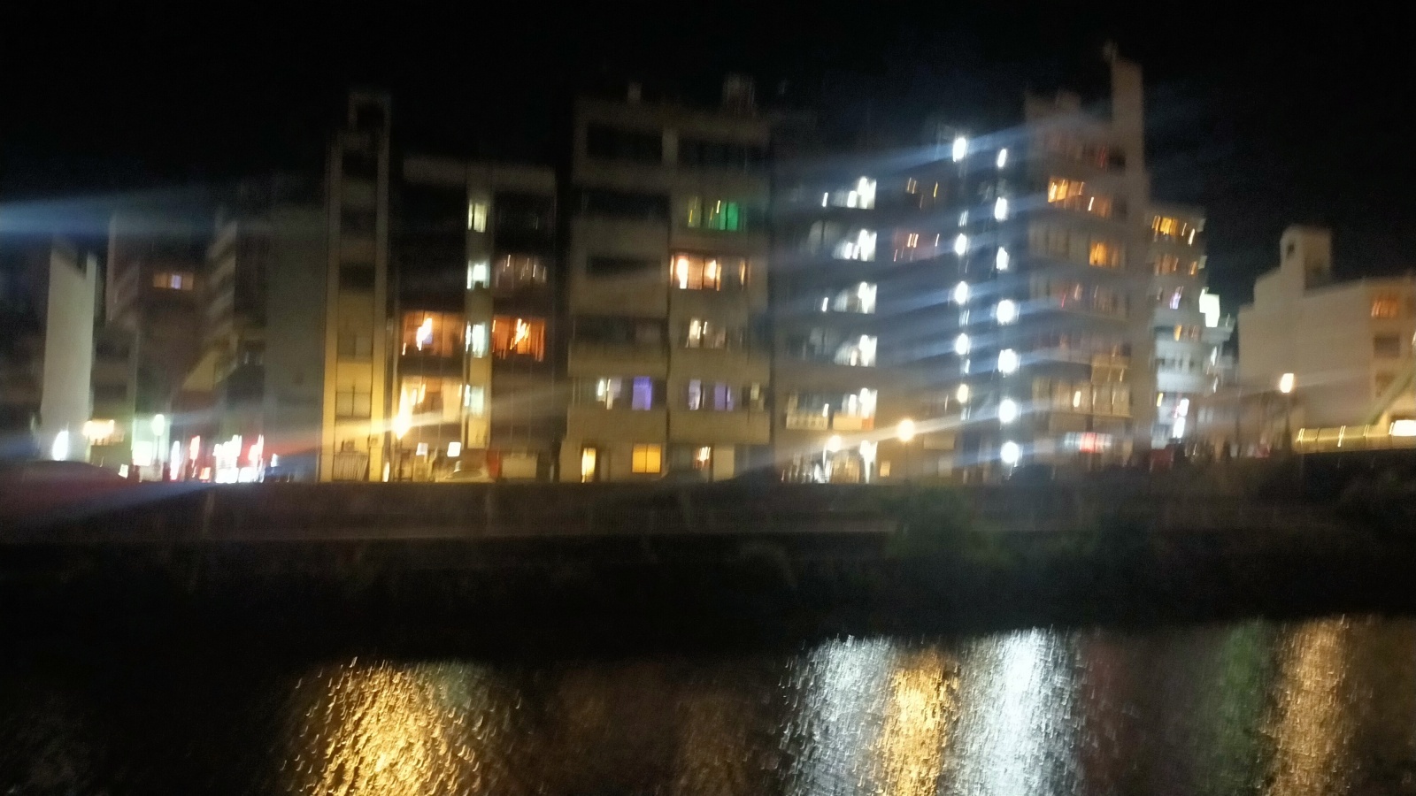 金沢のお香とアロマの香り専門店(石川県金沢市)・金沢観光地・金沢の観光スポット武家屋敷跡近く・人気でおすすめのお土産処-お香専門店のアロマ香房焚屋