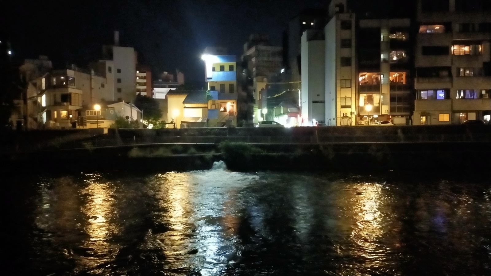 金沢のお香とアロマの香り専門店(石川県金沢市)・金沢観光地・金沢の観光スポット武家屋敷跡近く・人気でおすすめのお土産処-お香専門店のアロマ香房焚屋