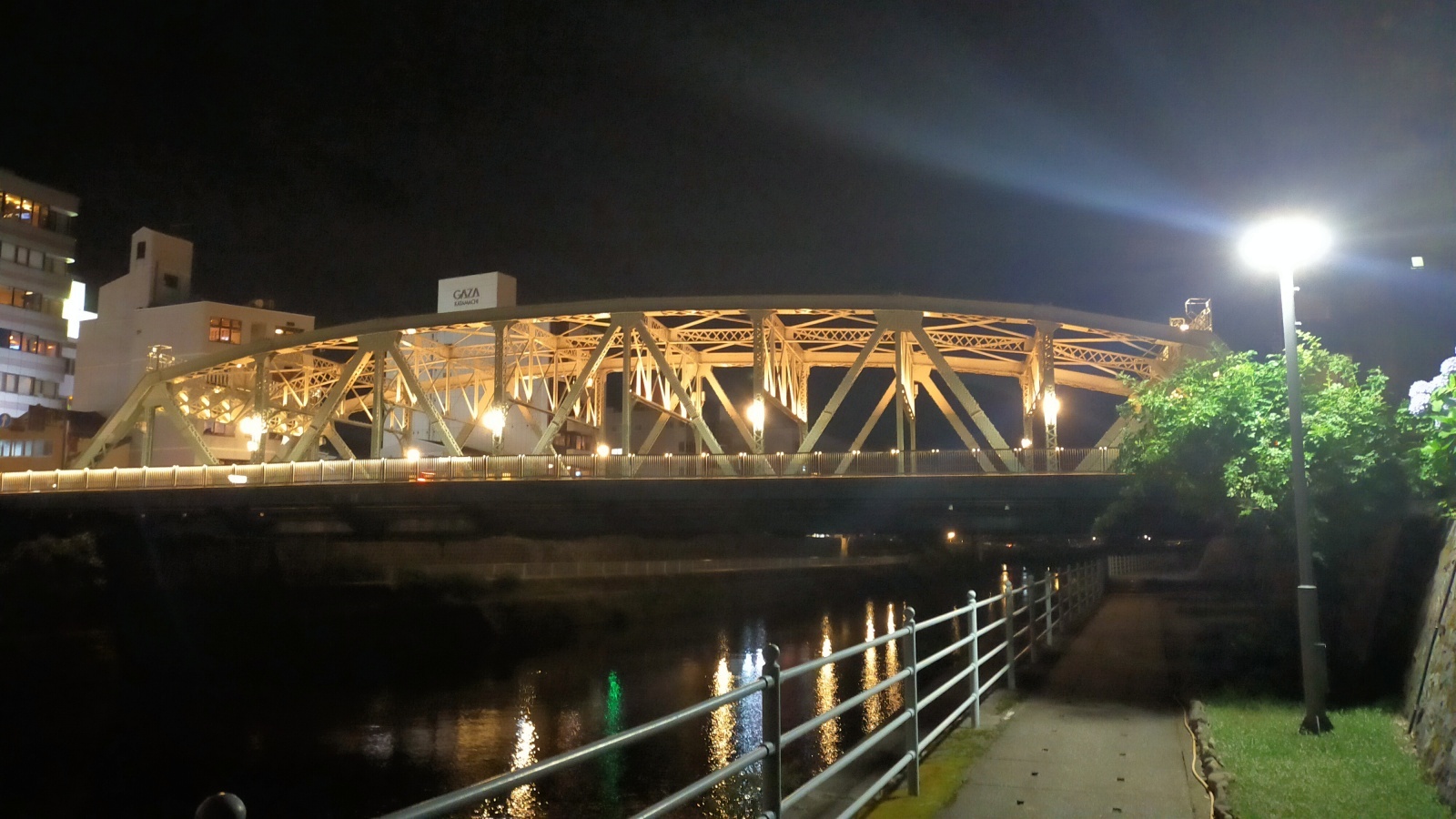 金沢のお香とアロマの香り専門店(石川県金沢市)・金沢観光地・金沢の観光スポット武家屋敷跡近く・人気でおすすめのお土産処-お香専門店のアロマ香房焚屋