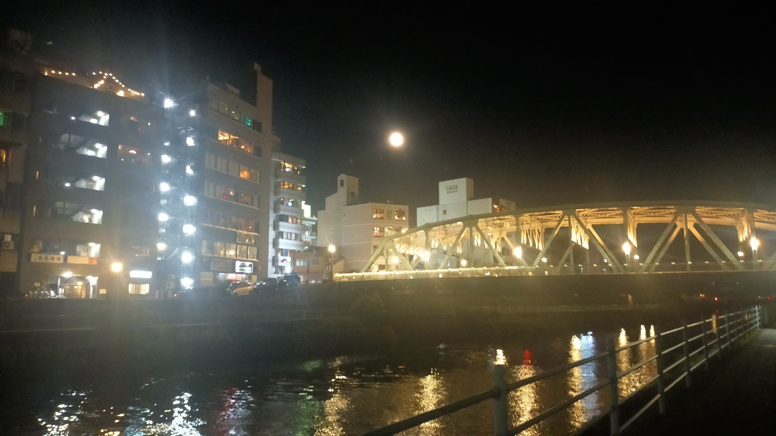 店主 焚屋 金沢のお香とアロマの香り専門店(石川県金沢市)・金沢観光地・金沢の観光スポット武家屋敷跡近く・人気でおすすめのお土産処-お香専門店のアロマ香房焚屋