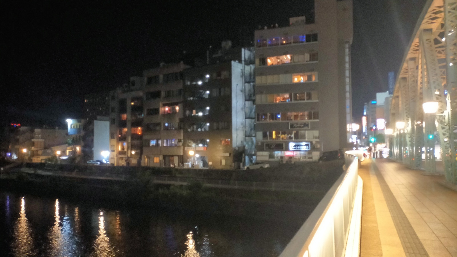 金沢のお香とアロマの香り専門店(石川県金沢市)・金沢観光地・金沢の観光スポット武家屋敷跡近く・人気でおすすめのお土産処-お香専門店のアロマ香房焚屋