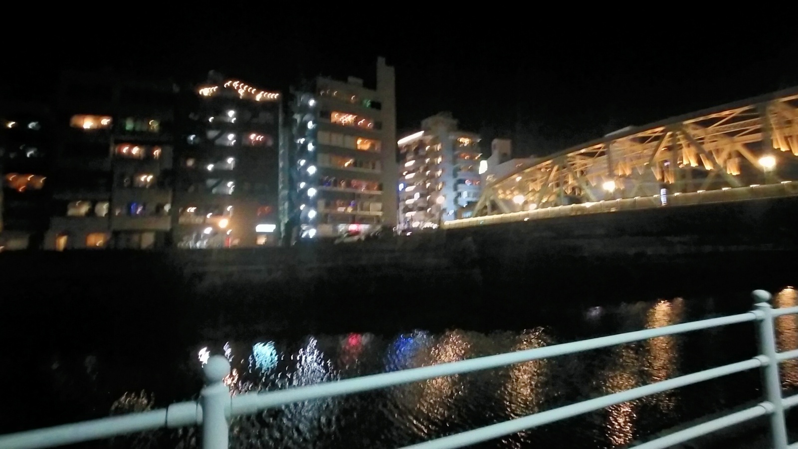 金沢のお香とアロマの香り専門店(石川県金沢市)・金沢観光地・金沢の観光スポット武家屋敷跡近く・人気でおすすめのお土産処-お香専門店のアロマ香房焚屋