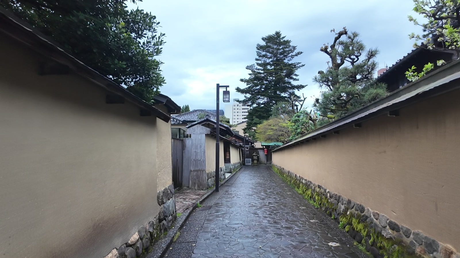 金沢のお香とアロマの香り専門店(石川県金沢市)・金沢観光地・金沢の観光スポット武家屋敷跡近く・人気でおすすめのお土産処-お香専門店のアロマ香房焚屋