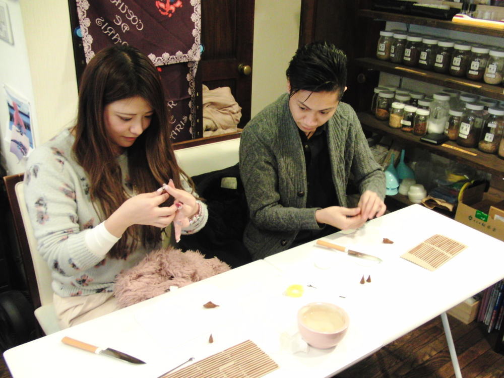 お香体験-金沢観光-手作りお香体験教室