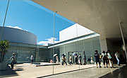 観光　スポット　21世紀美術館