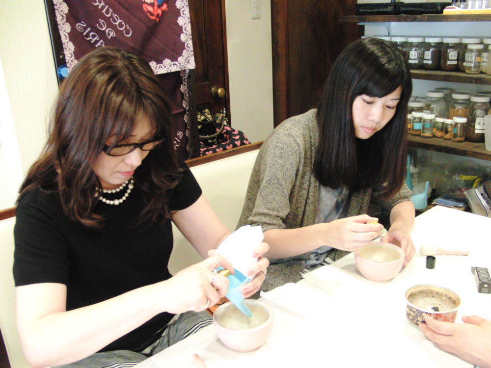 お香体験-金沢観光-手作りお香体験教室