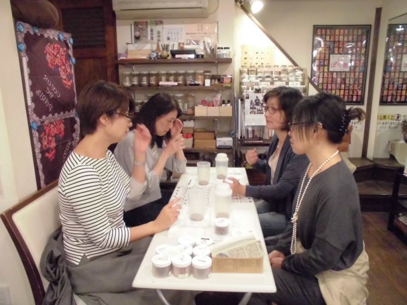 お香体験-金沢観光-手作りお香匂い袋体験教室