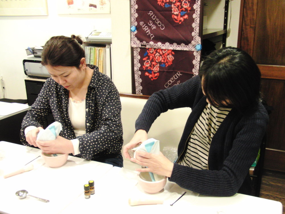 お香体験-金沢観光-手作りお香体験教室