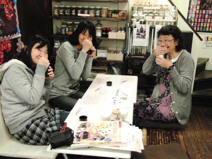 金沢観光体験教室-お香体験教室